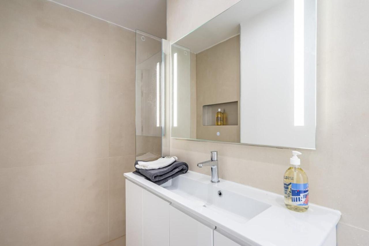 Giovannina N3 Cassis Ngoại thất bức ảnh